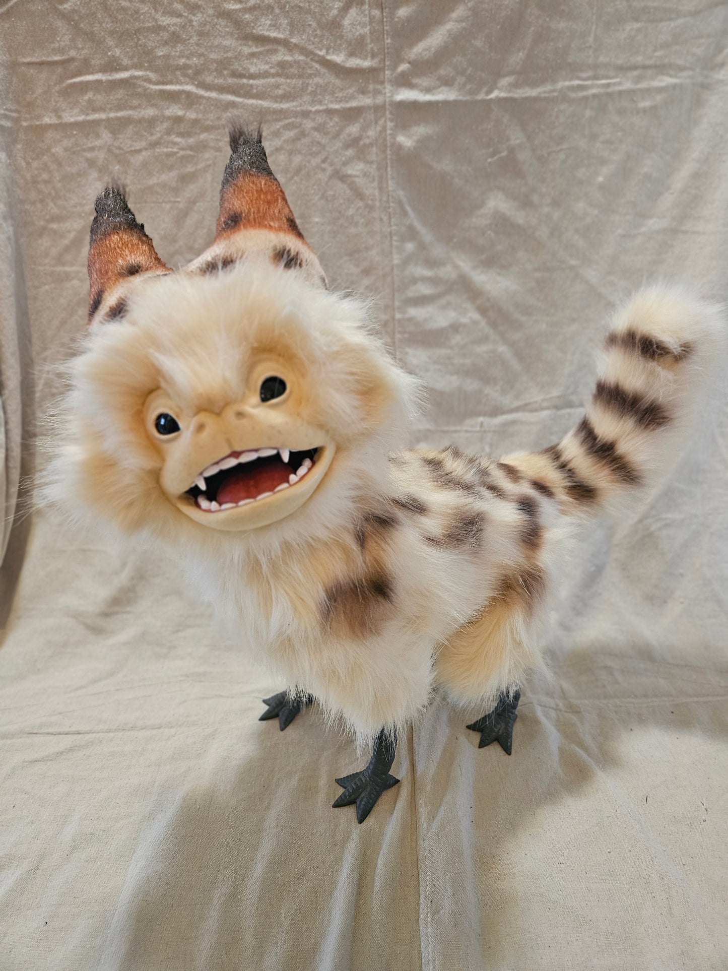 Life-Size Replica Alien Cat: Classic Style, Open Mouth