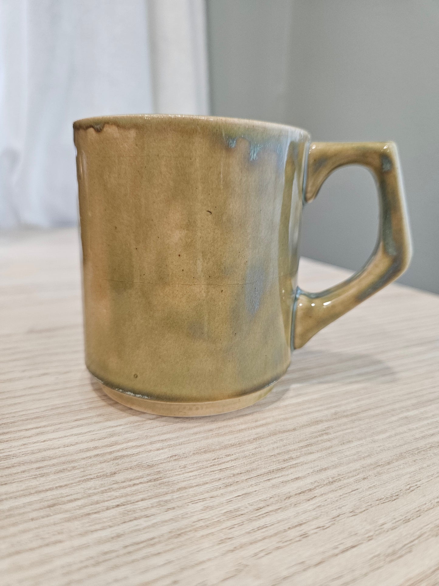 "Stardust Caf" 12oz Stoneware Mug- "Ivy"